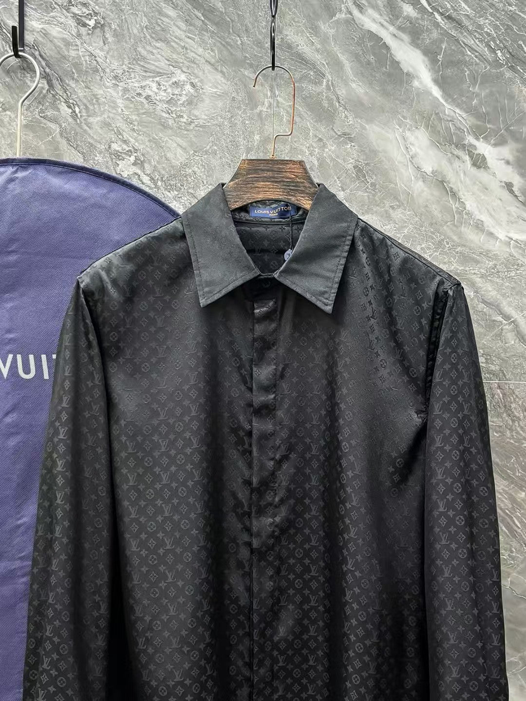 New long sleeved shirt