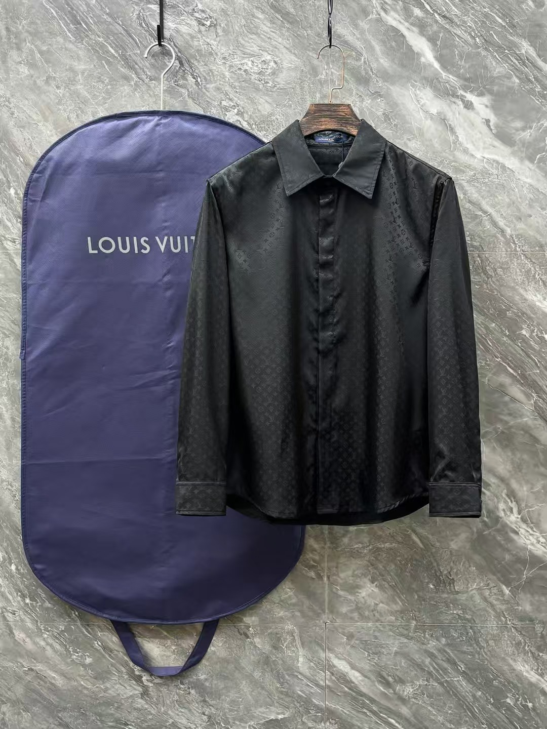 New long sleeved shirt
