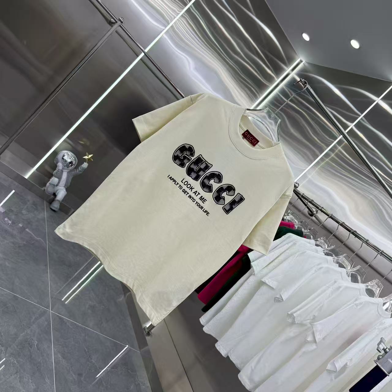 Cowboy patch round neck short sleeved shirt