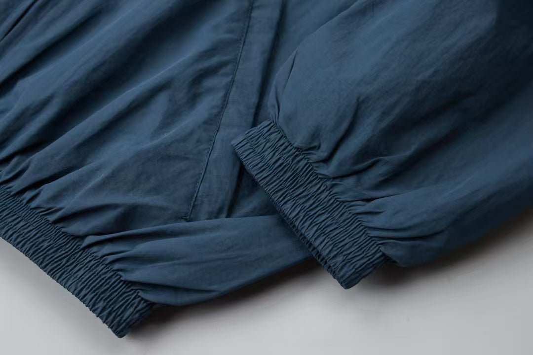 Stand up collar waterproof jacket