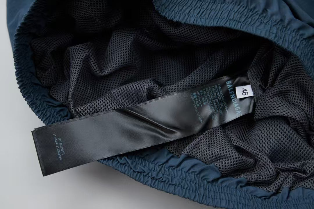 Stand up collar waterproof jacket