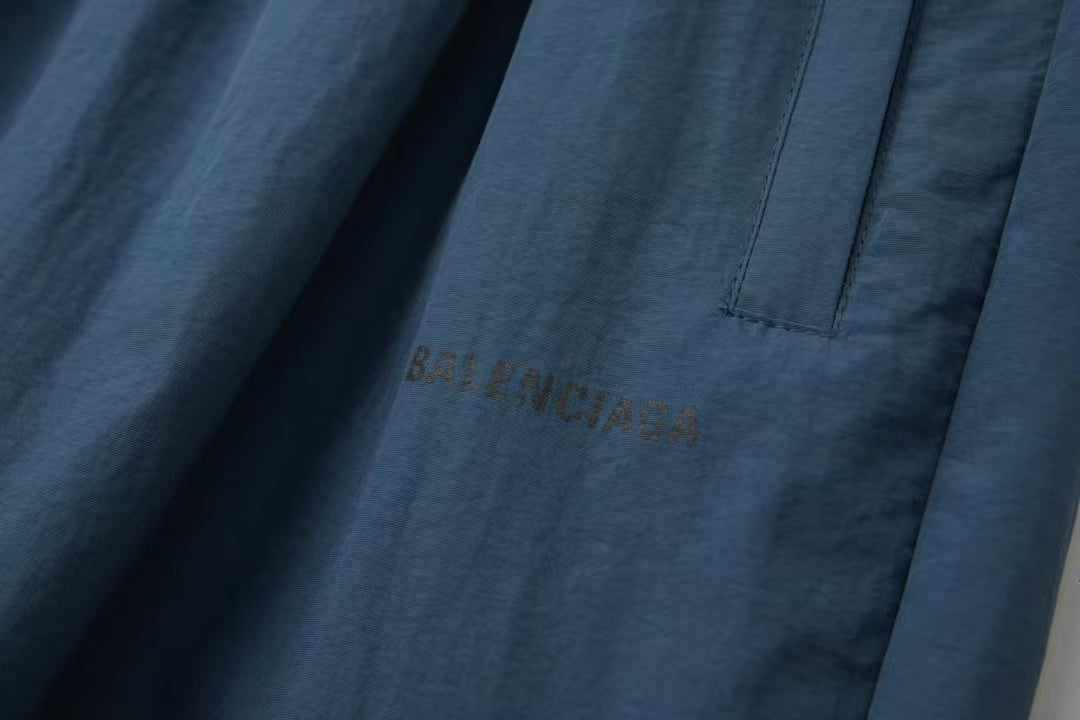 Waterproof sports pants