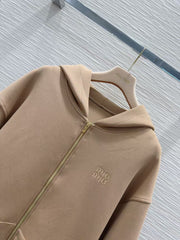 Hooded zipper set
