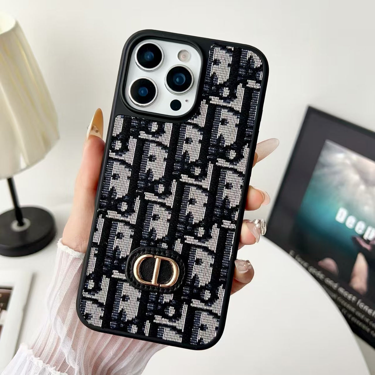 High end carbon fiber patterned leather phone case