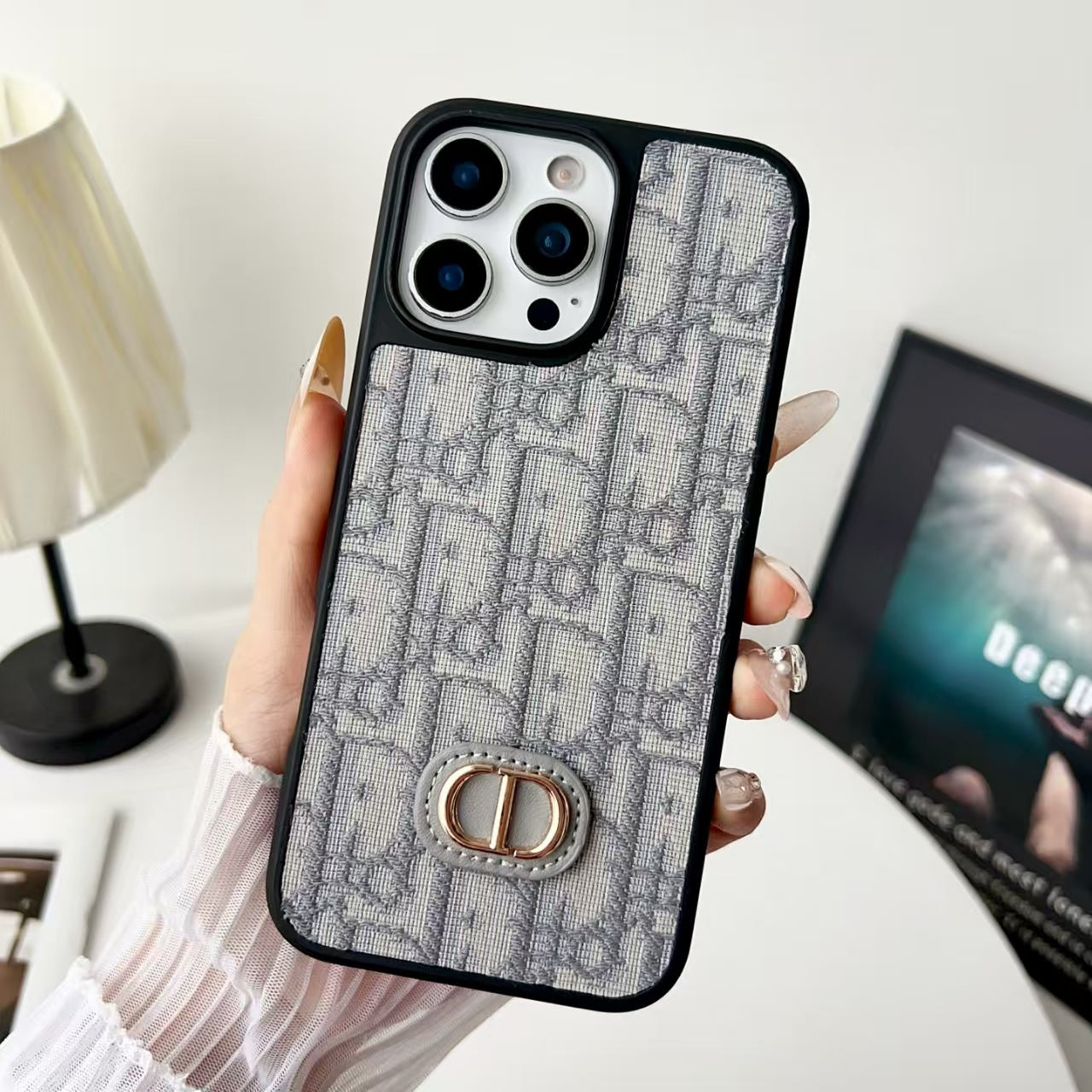High end carbon fiber patterned leather phone case