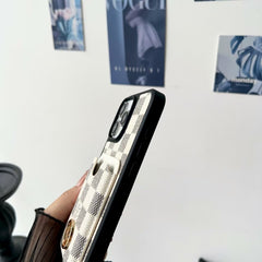 Carbon fiber patterned leather phone case