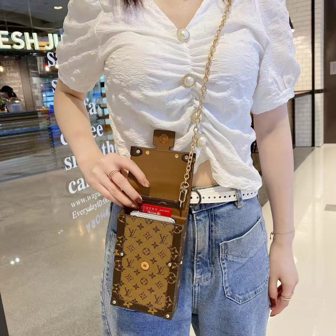Mobile universal bag