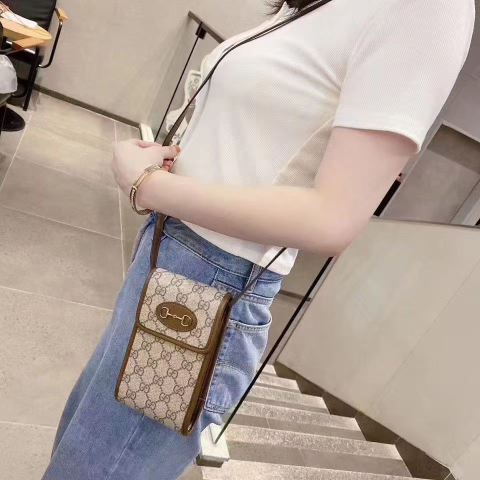 Mobile universal bag