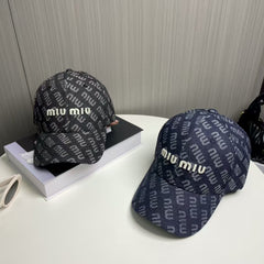 New embroidered baseball cap