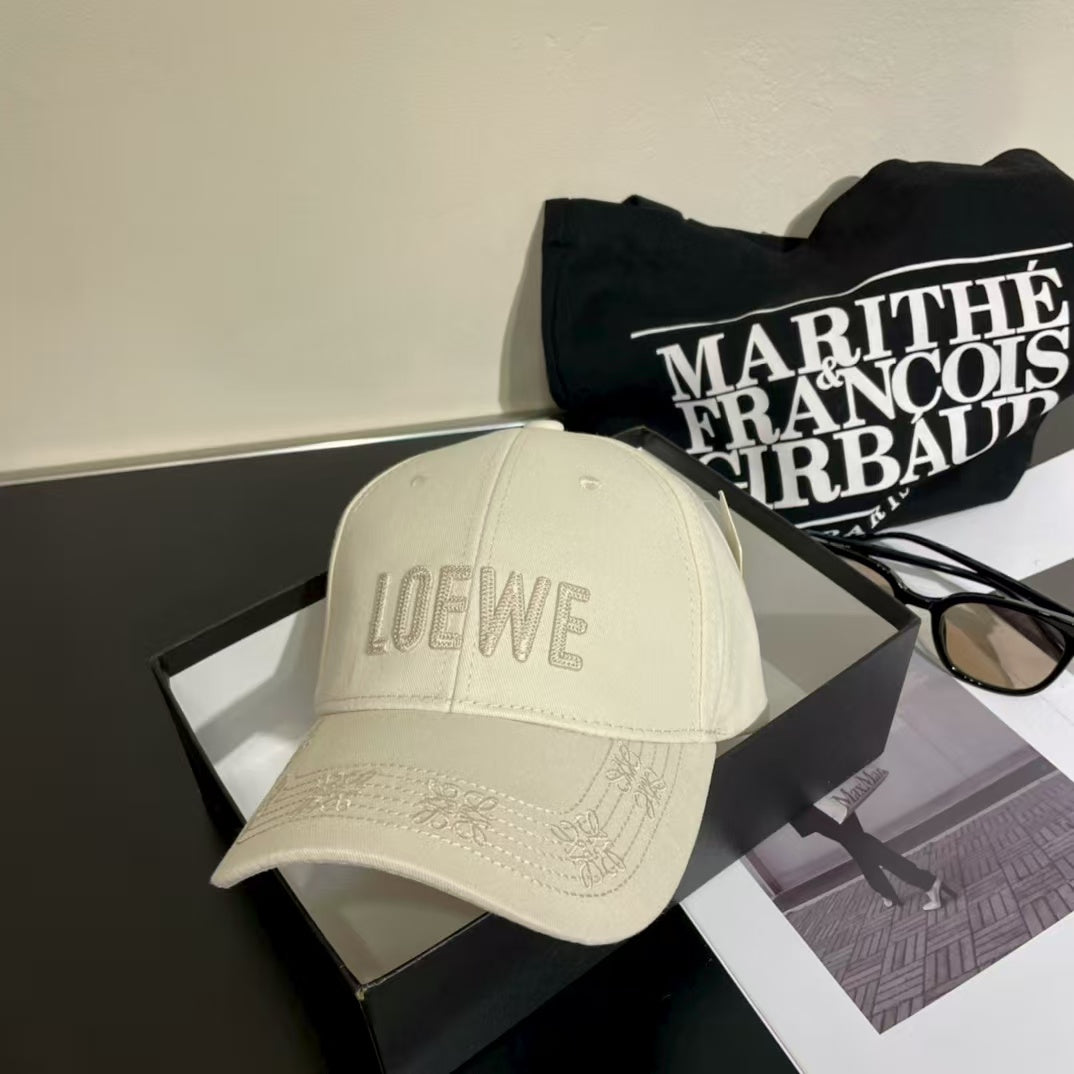 New minimalist embroidered baseball cap