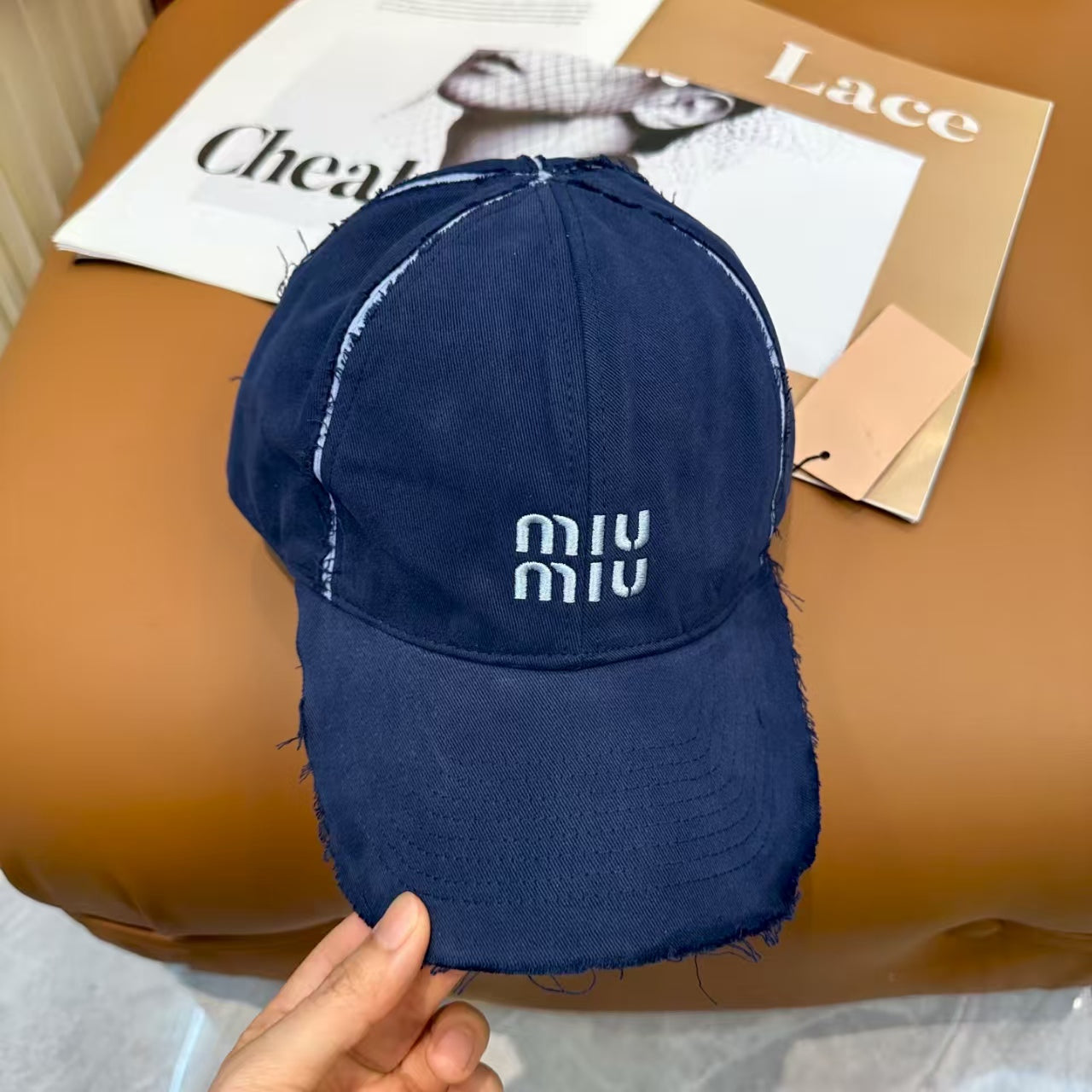 New embroidered baseball cap
