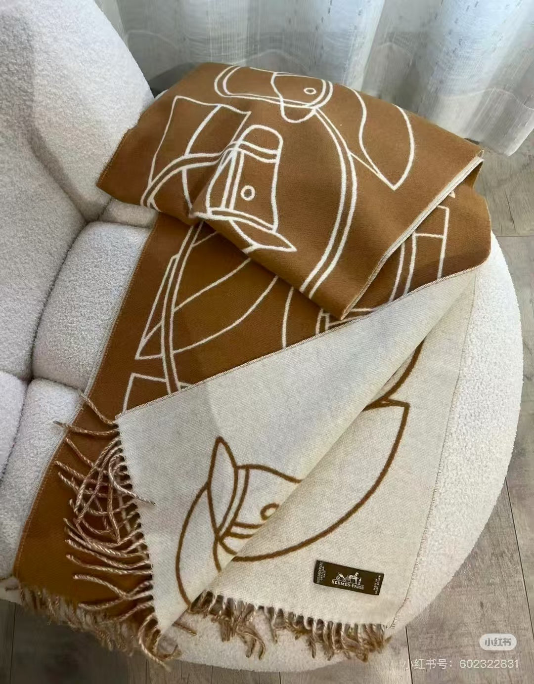 Cashmere scarf