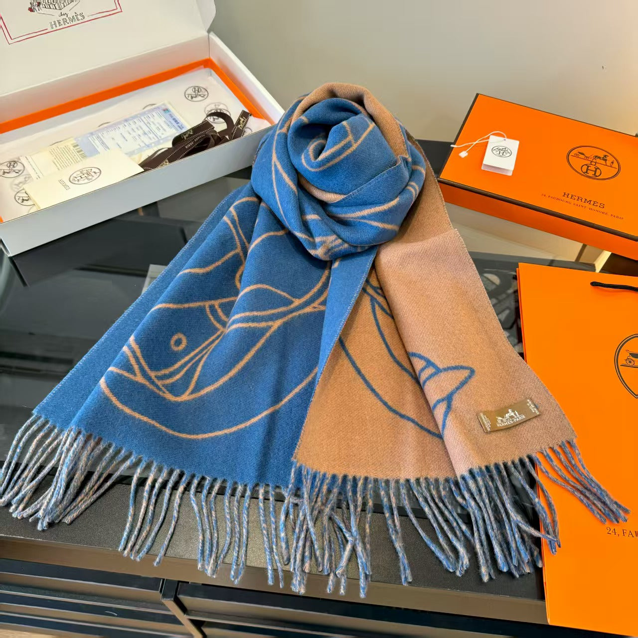 Cashmere scarf