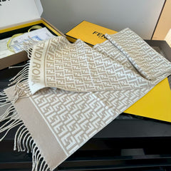 Letter scarf scarf