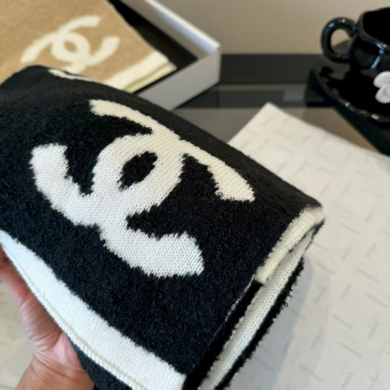 Fashionable embroidered knitted yarn scarf