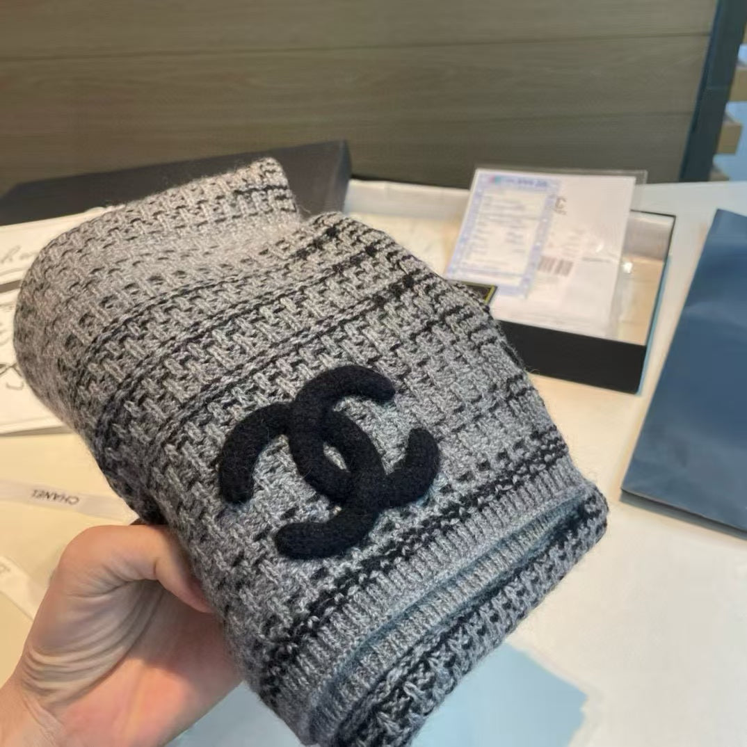 New autumn and winter warm scarf