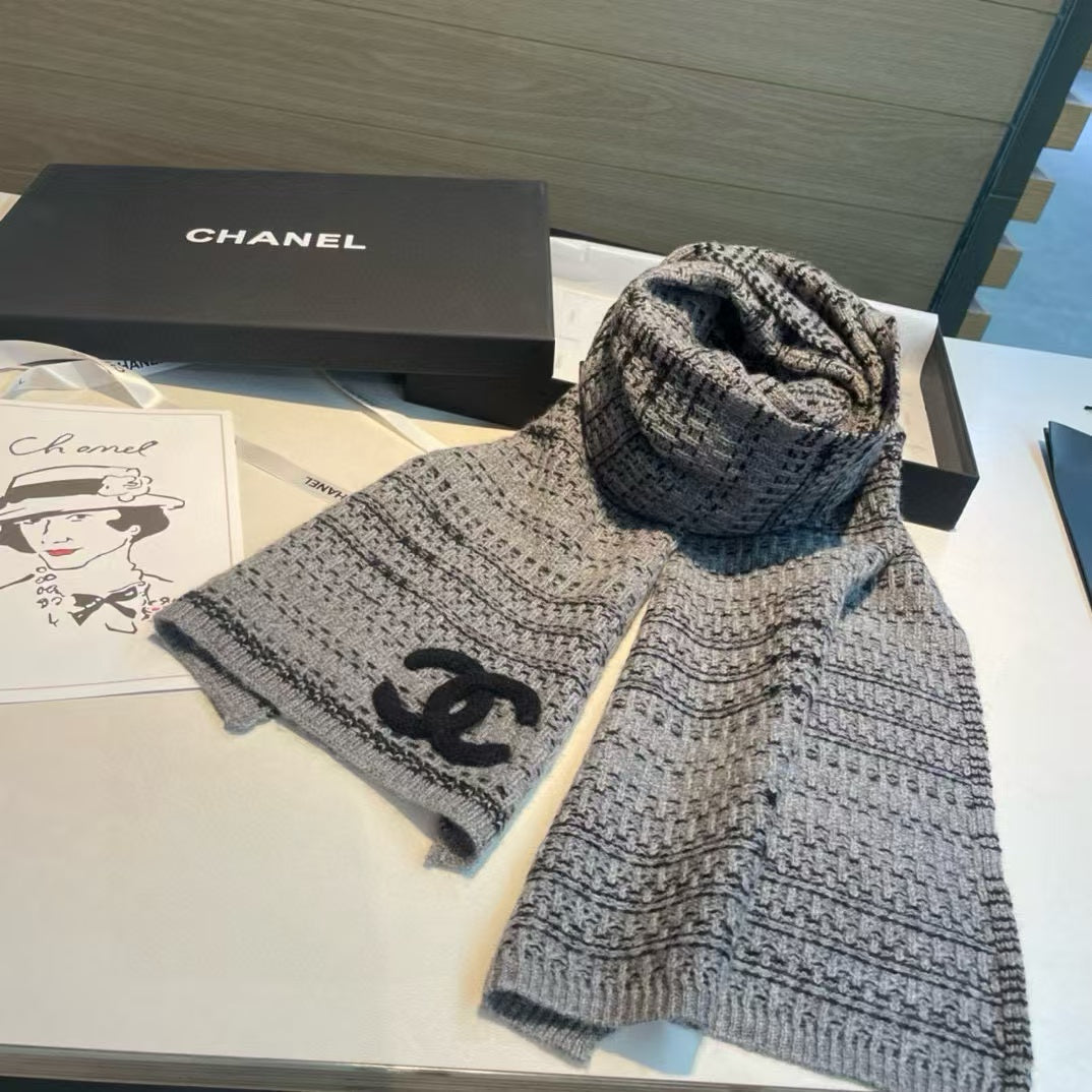 New autumn and winter warm scarf