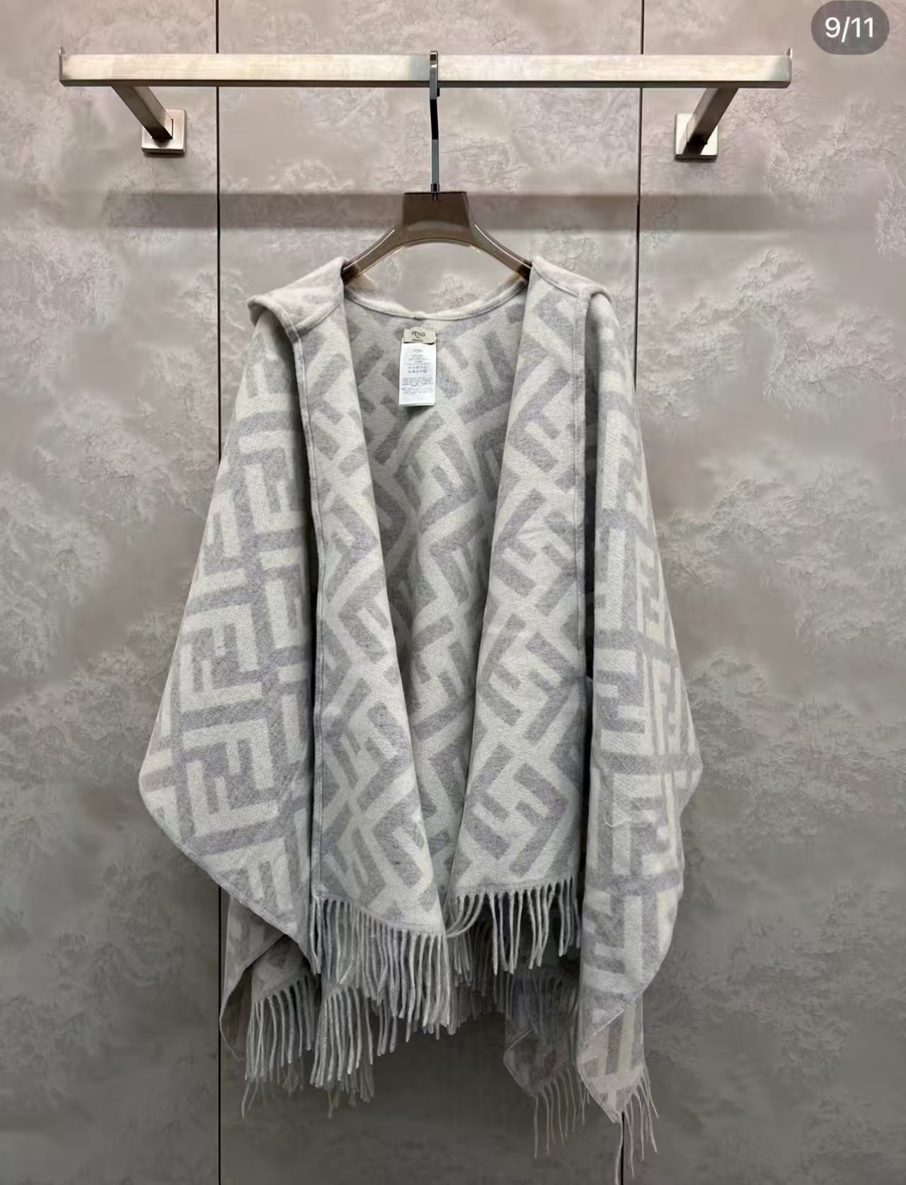 Hooded cloak shawl