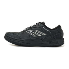 Autumn and winter sports shoes