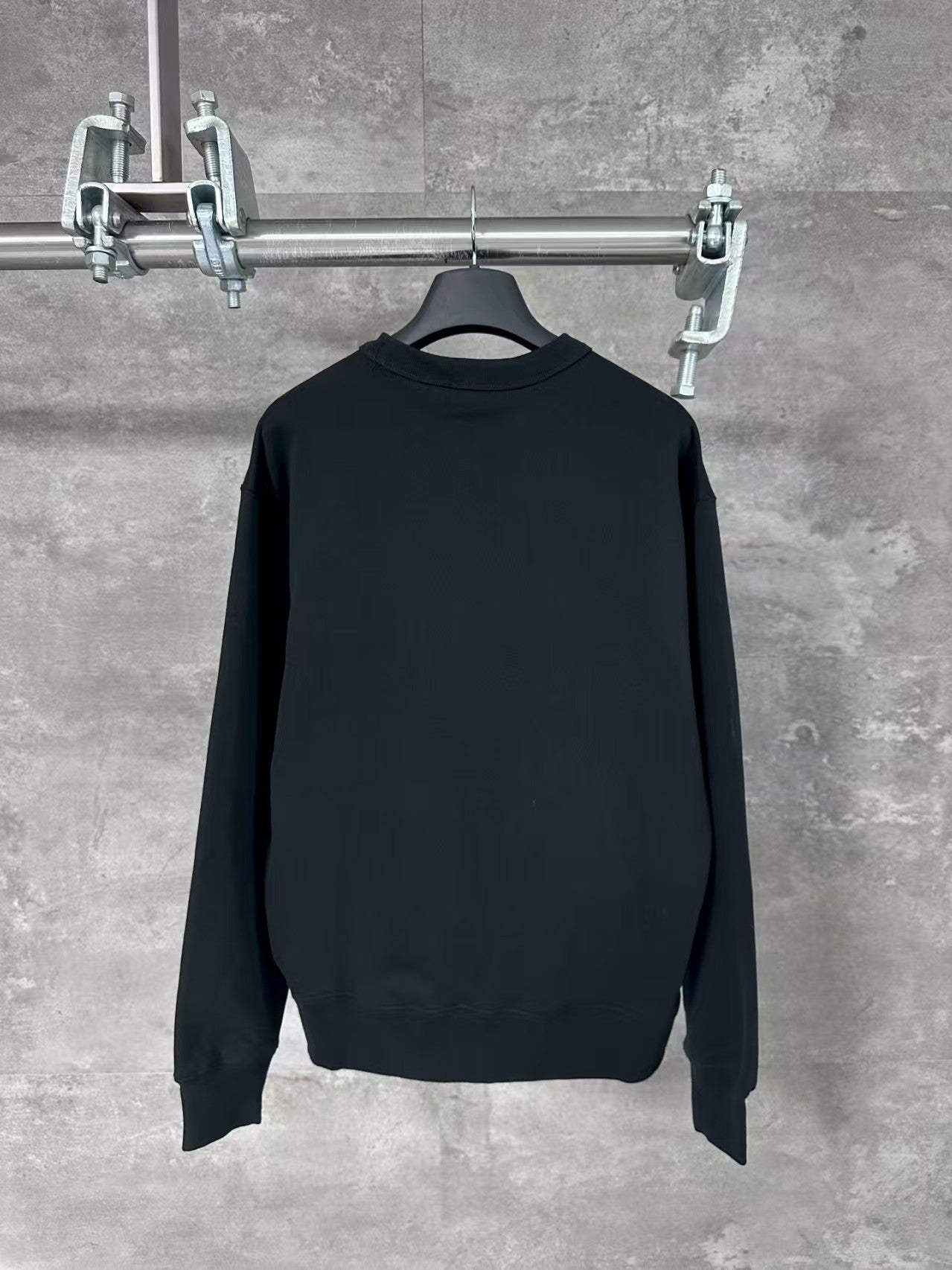 Embroidered round neck hoodie