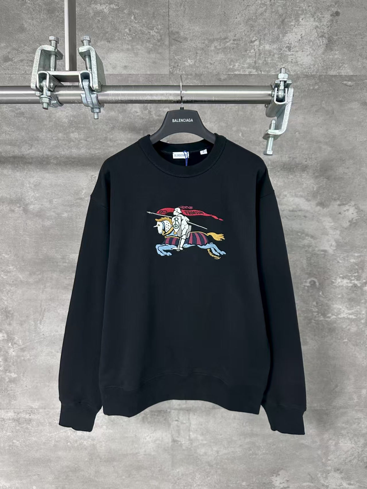 Embroidered round neck hoodie