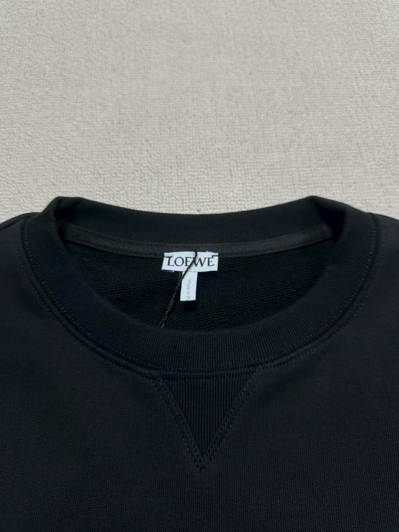 Gradient letter embroidered round neck hoodie