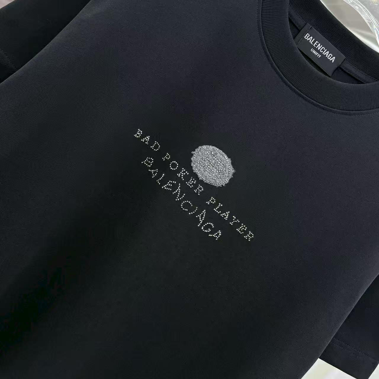 New round neck short sleeved shirt