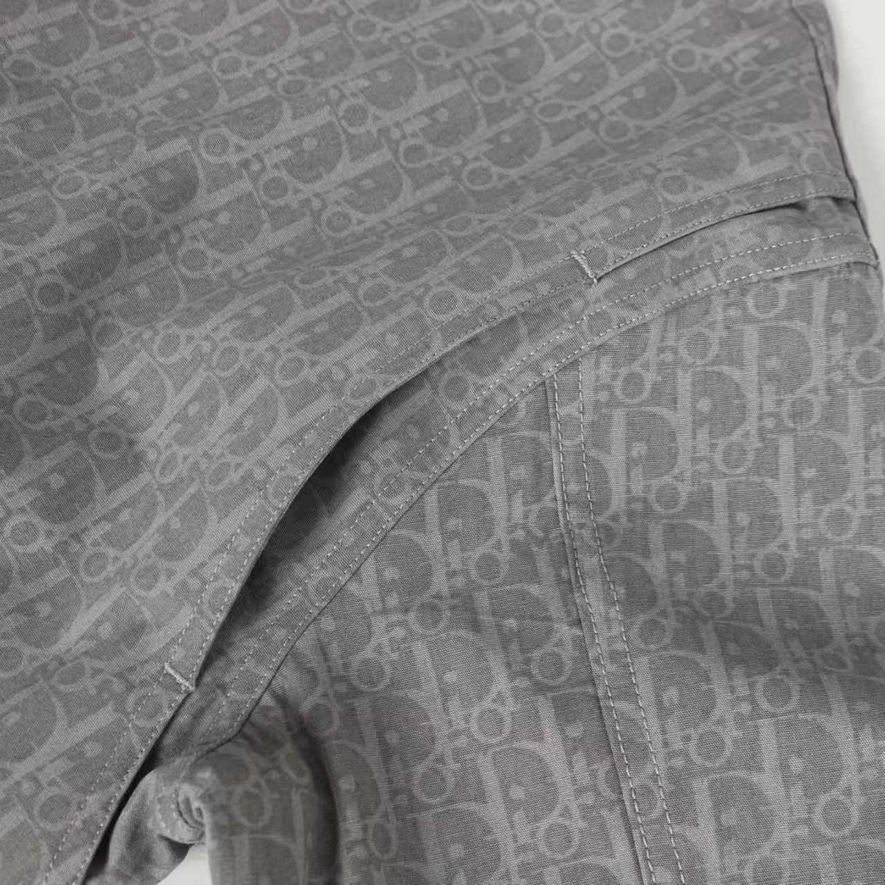 Dark patterned full print hooded zipper jacket