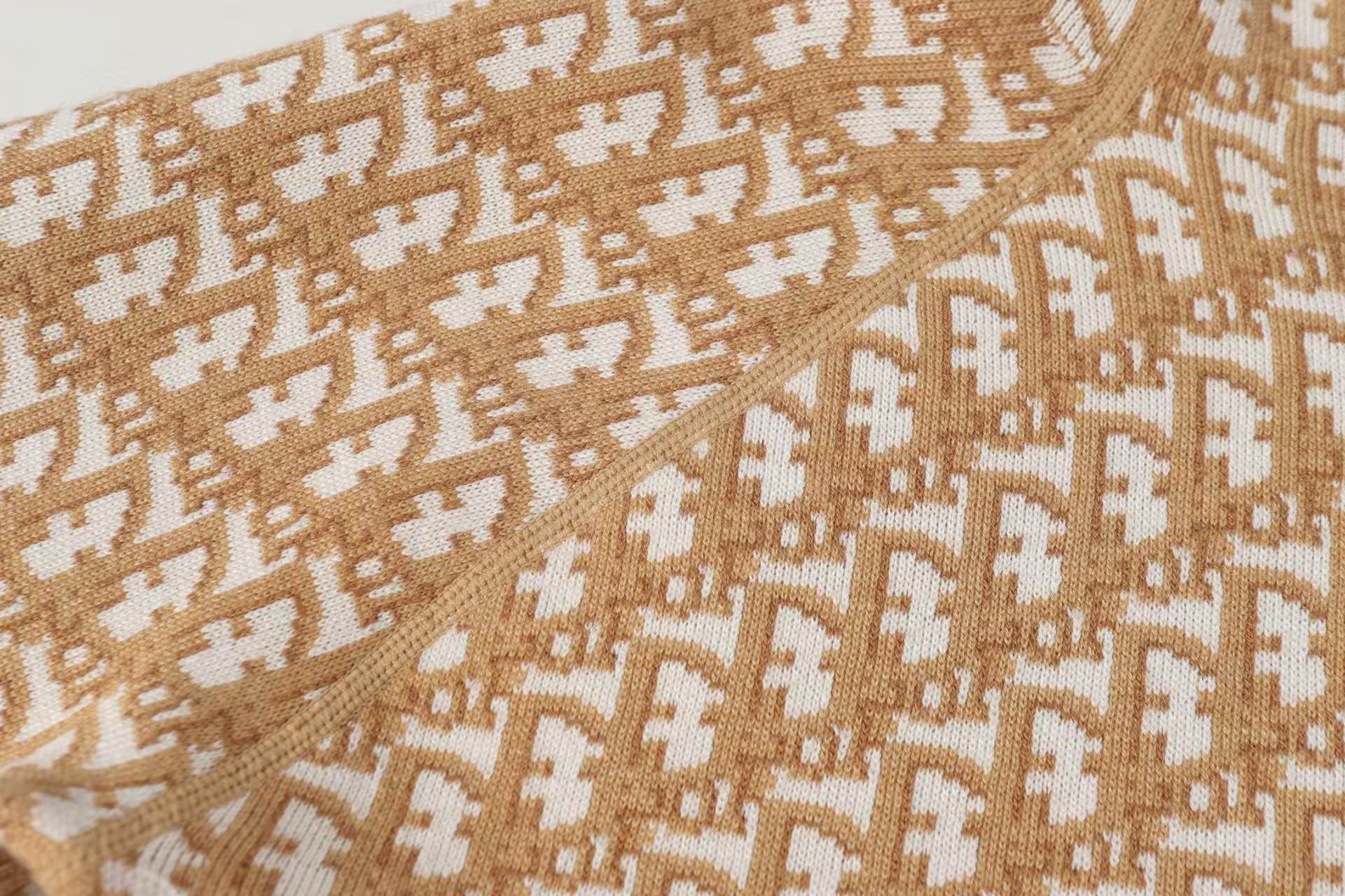 Old flower double-sided cashmere sweater