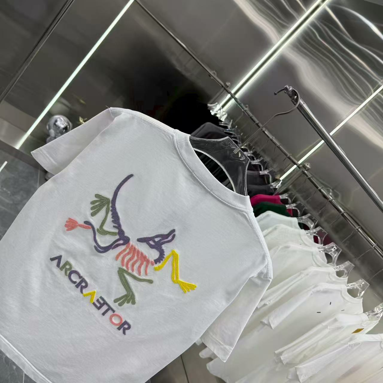 New Embroidered Short Sleeves