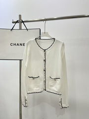 Black border contrasting pocket round neck cardigan