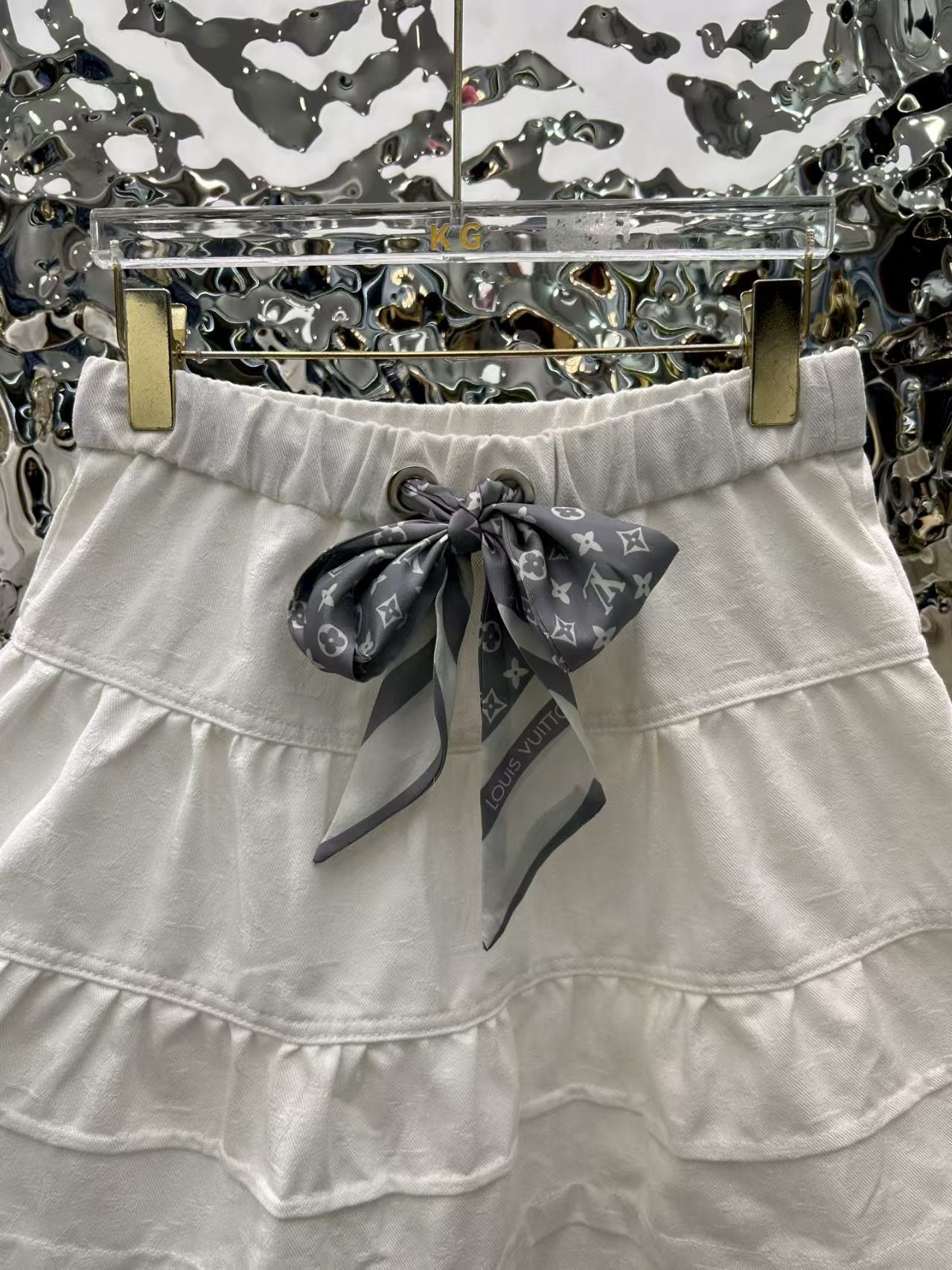 New women's short skirt set