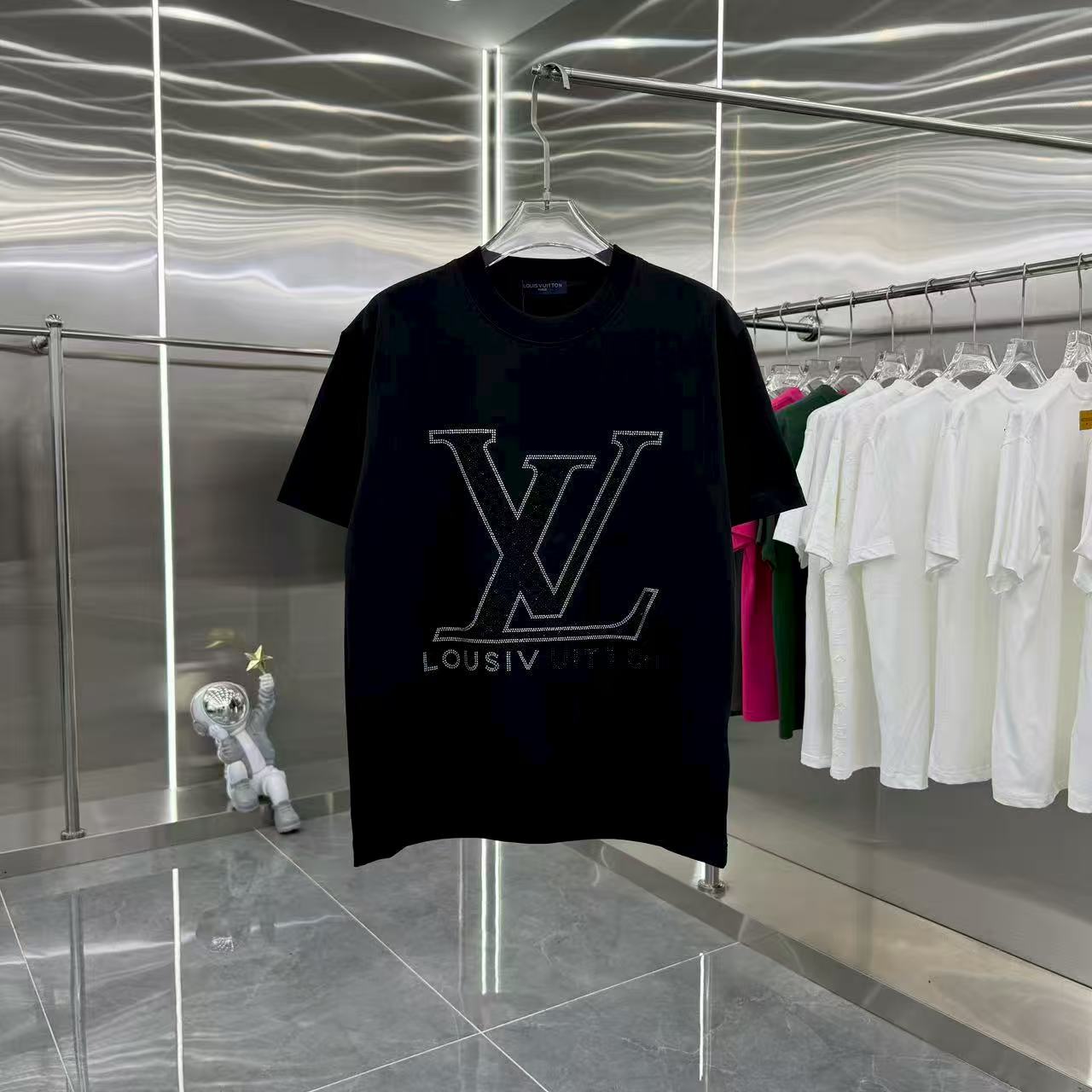 New short sleeved T-shirt