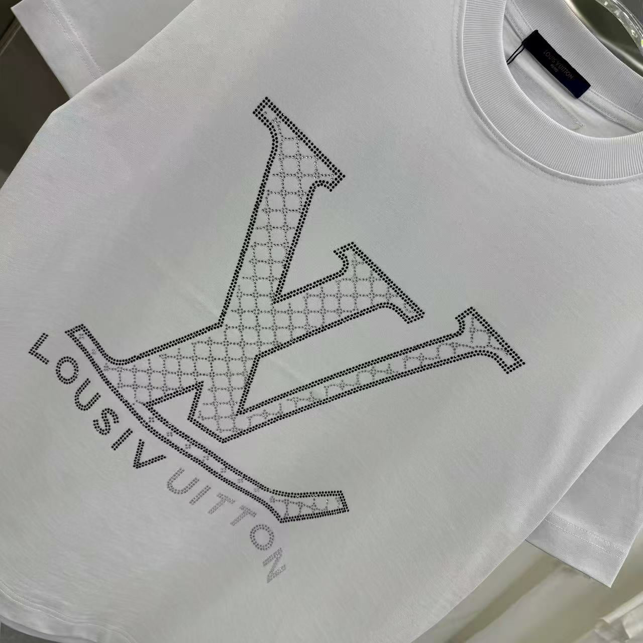 New short sleeved T-shirt