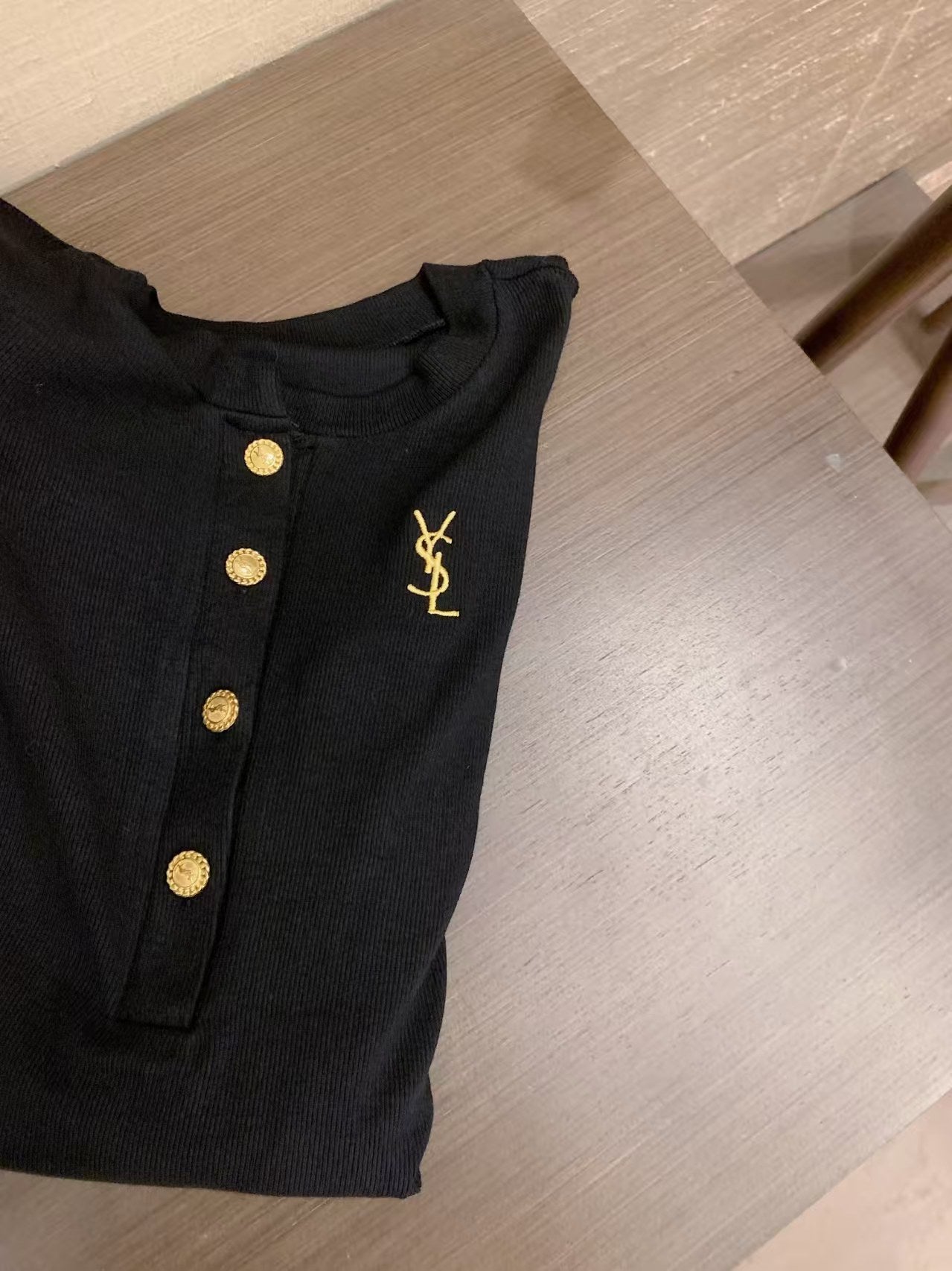 Women's embroidered long sleeves