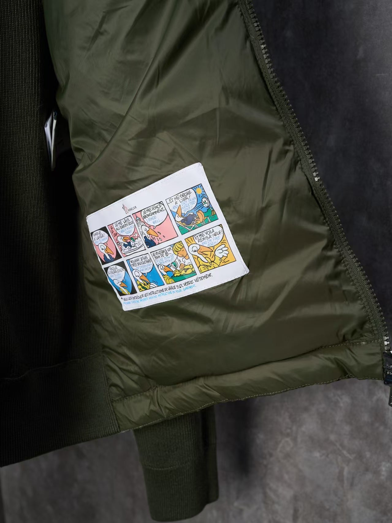 Hooded down jacket