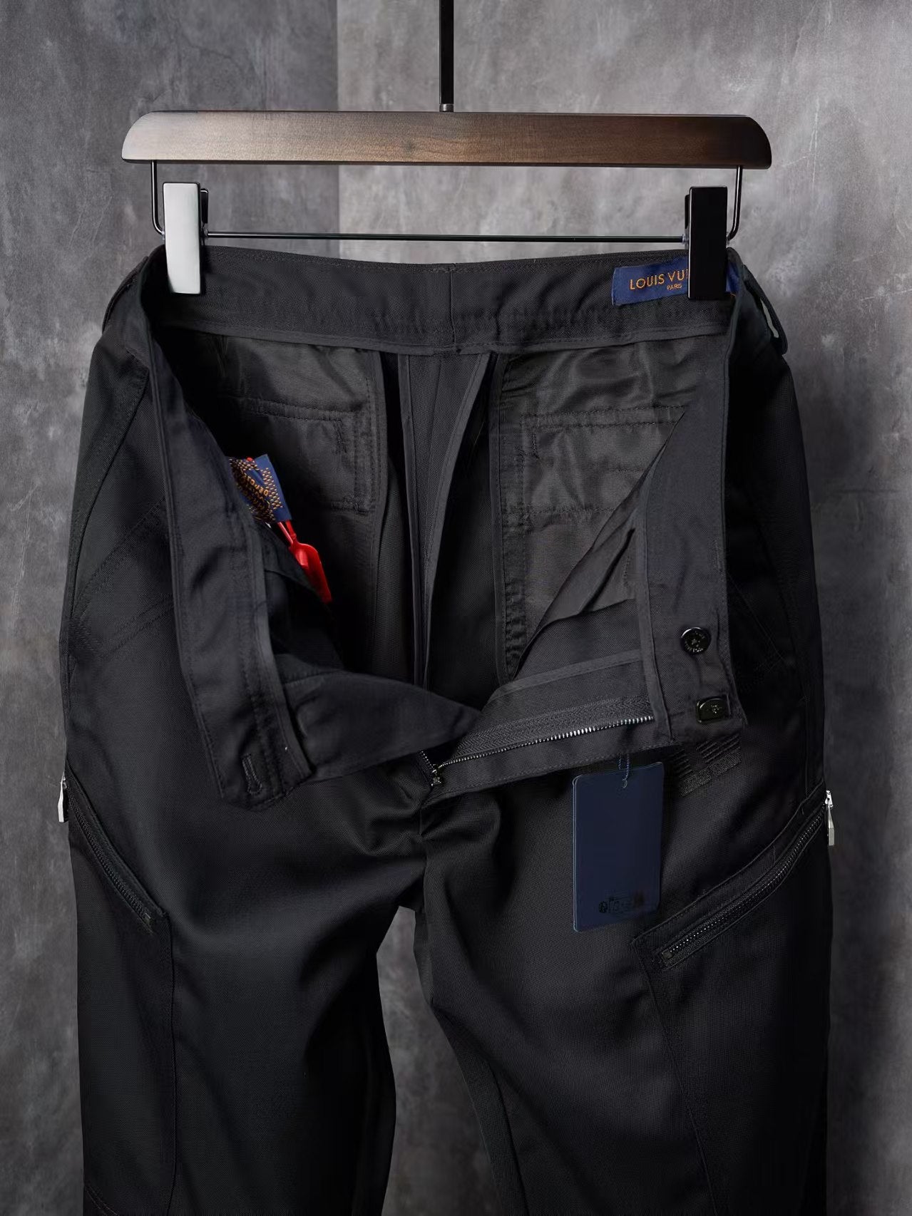 New embroidered pocket zipper work pants