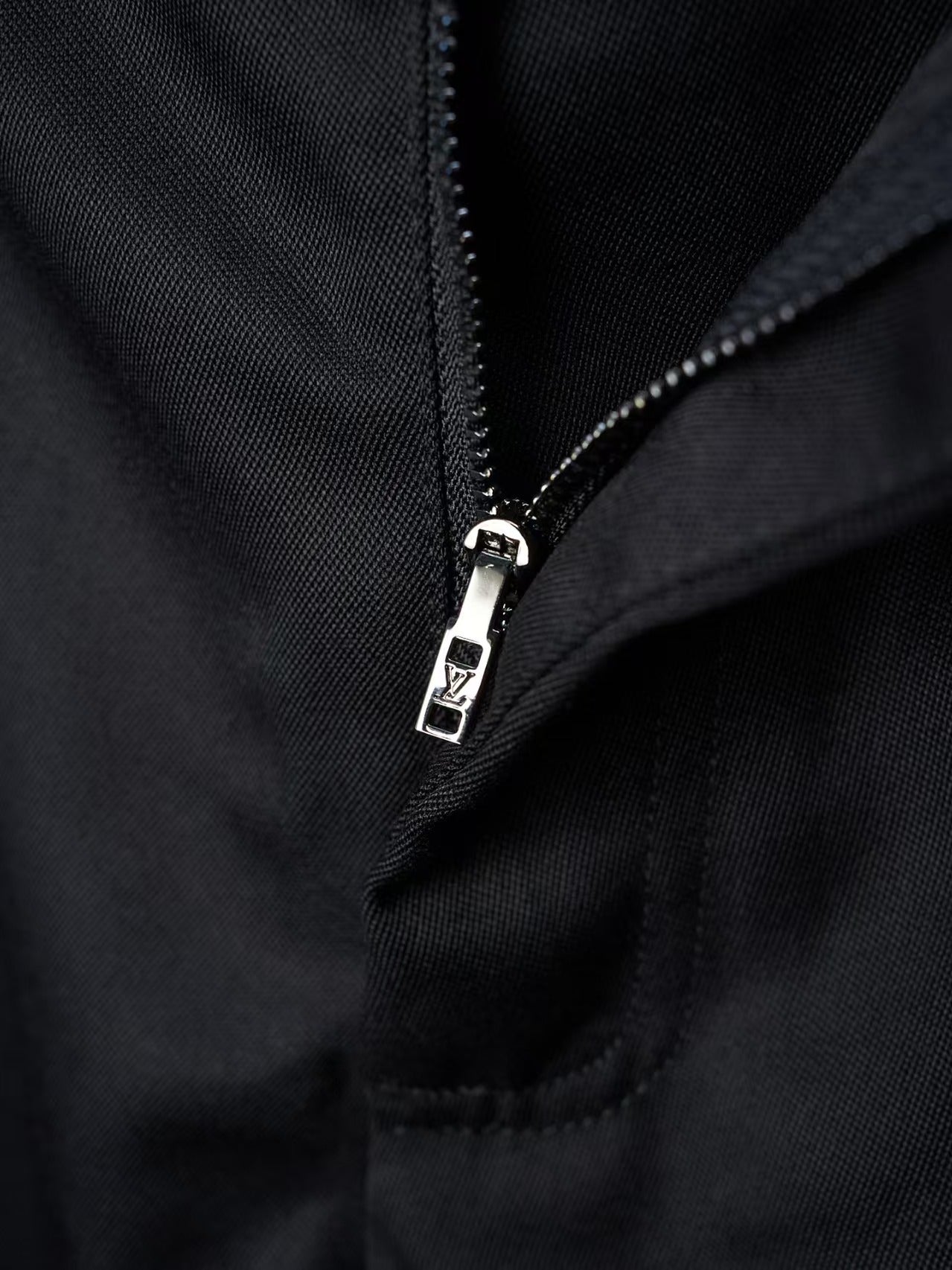 New embroidered pocket zipper work pants