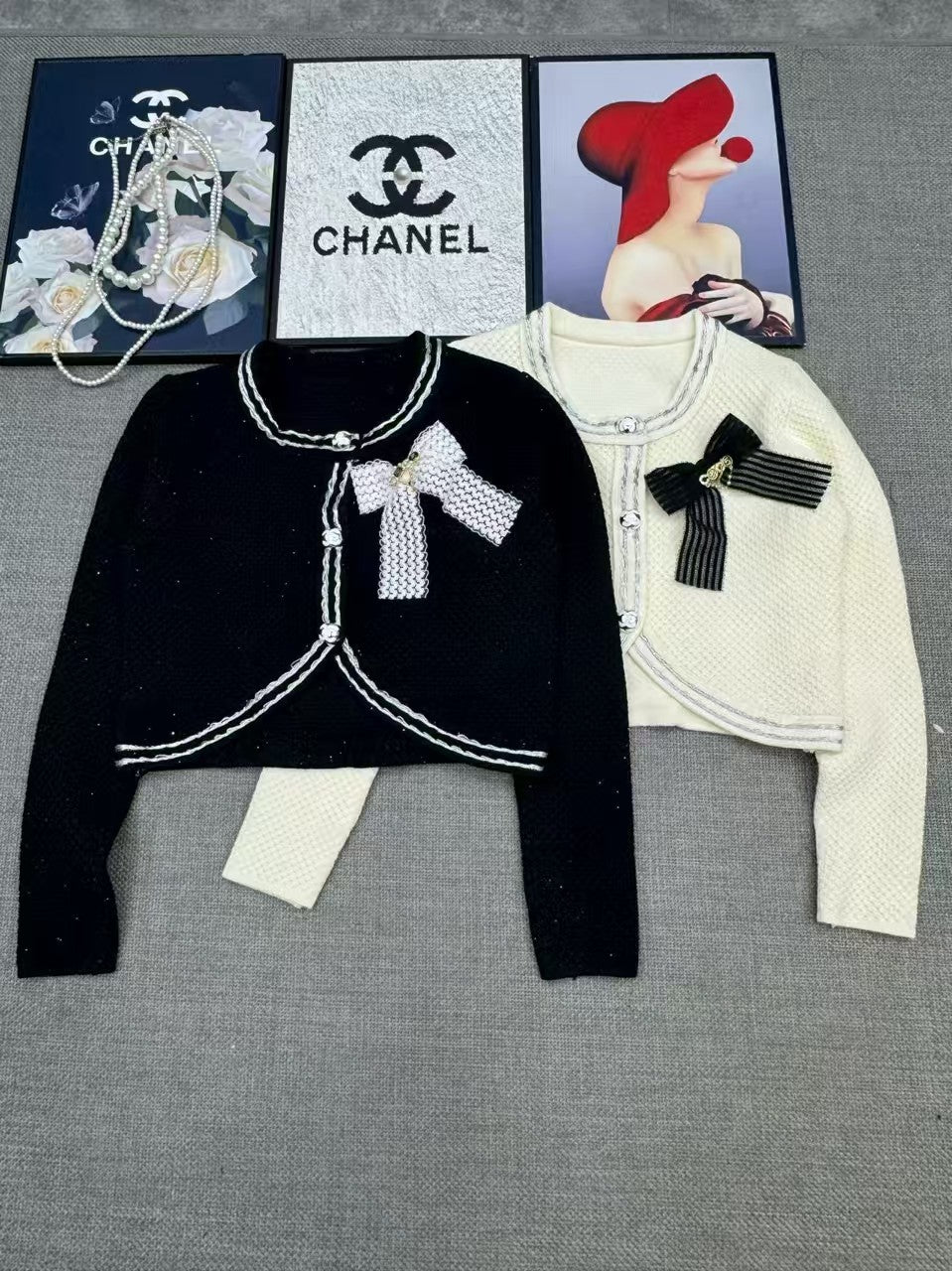 Short knit long sleeved cardigan