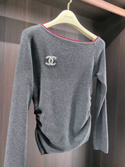 Cross shoulder knitted base shirt