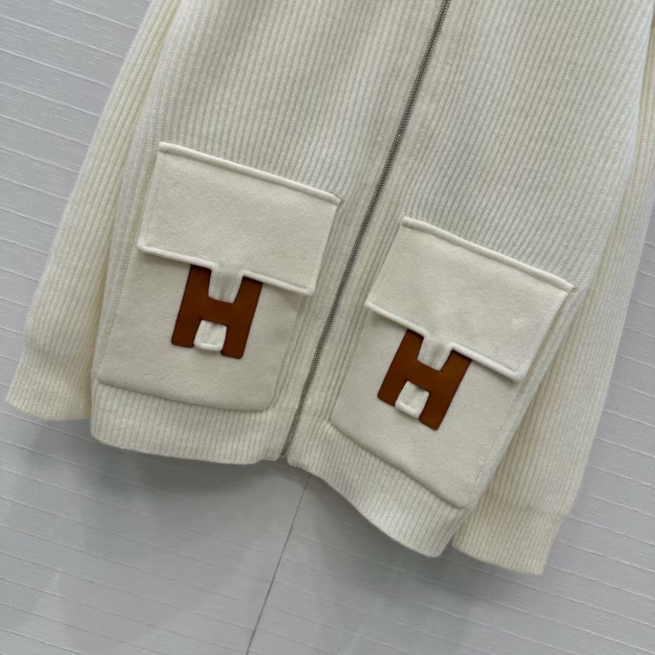 Medium to long cashmere knitted zipper jacket