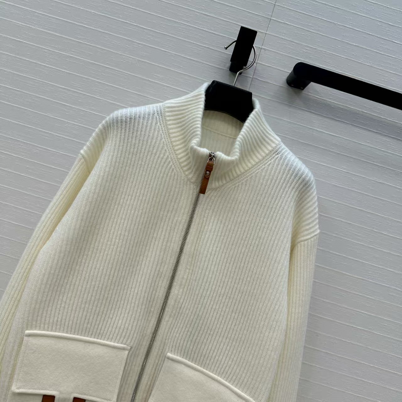 Medium to long cashmere knitted zipper jacket