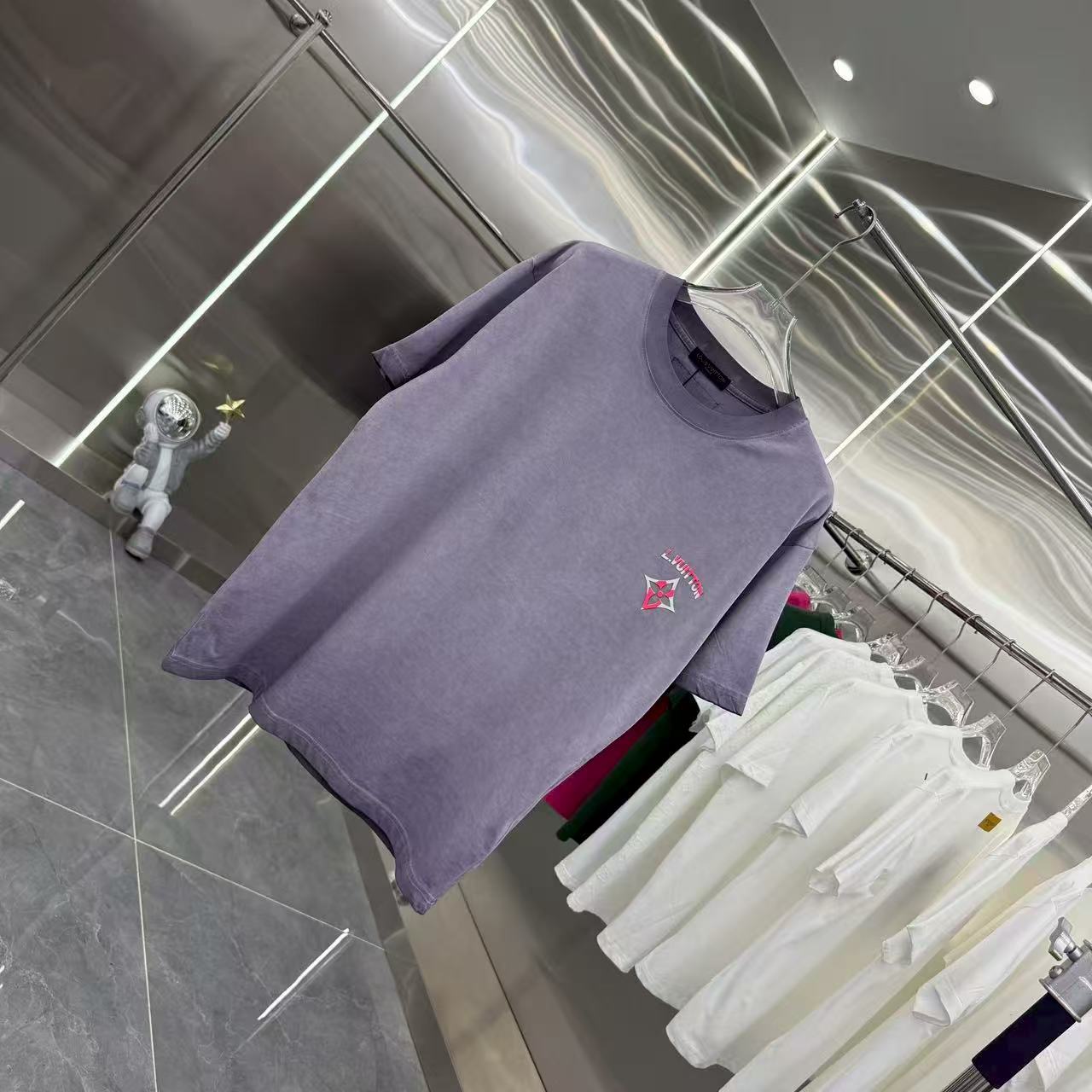 New round neck short sleeved T-shirt