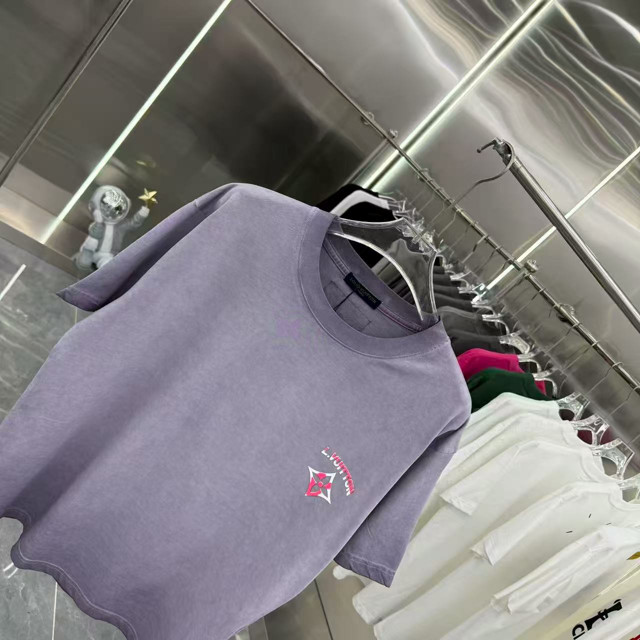 New round neck short sleeved T-shirt