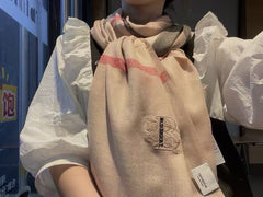 New autumn and winter scarf