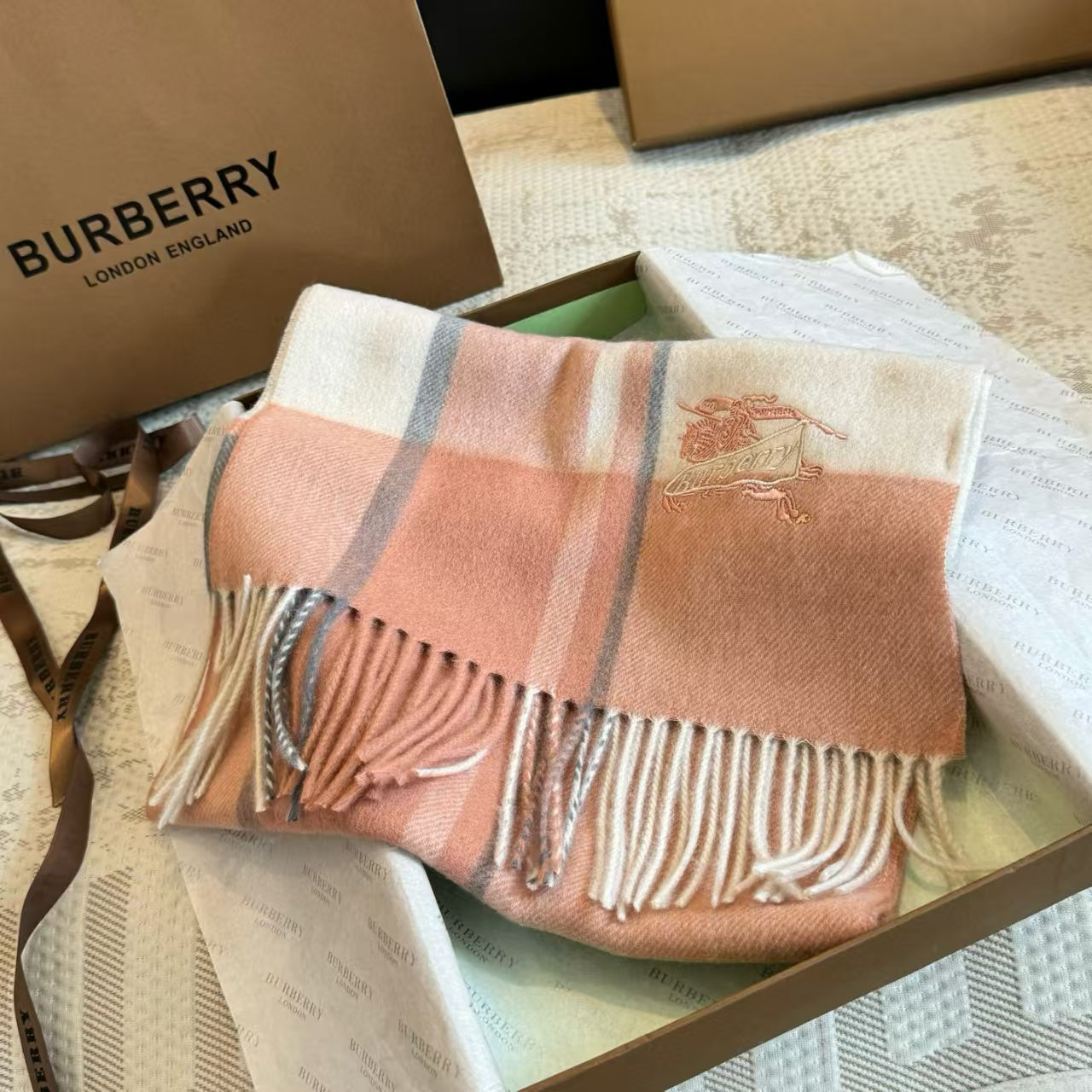 New double-sided scarf