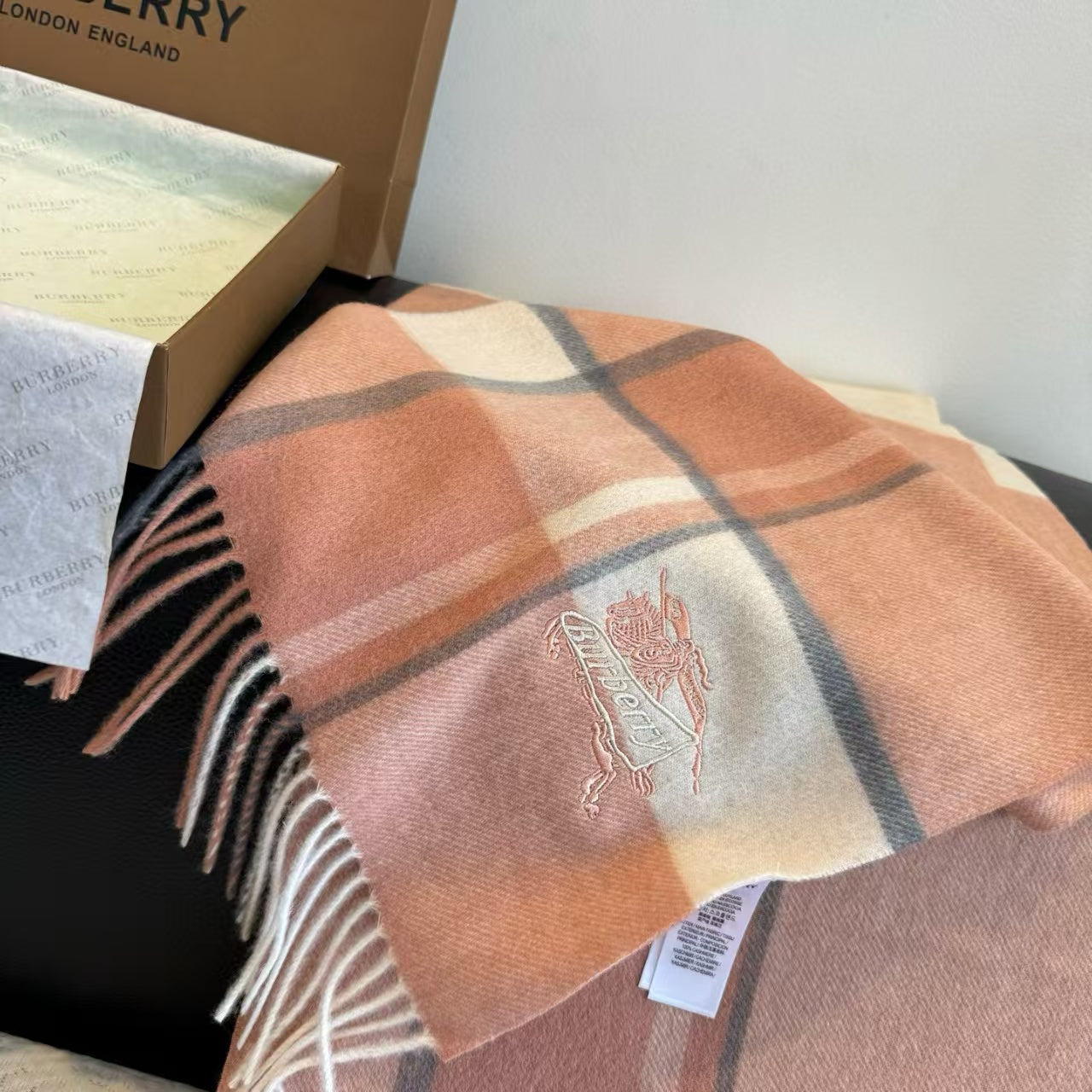 New double-sided scarf