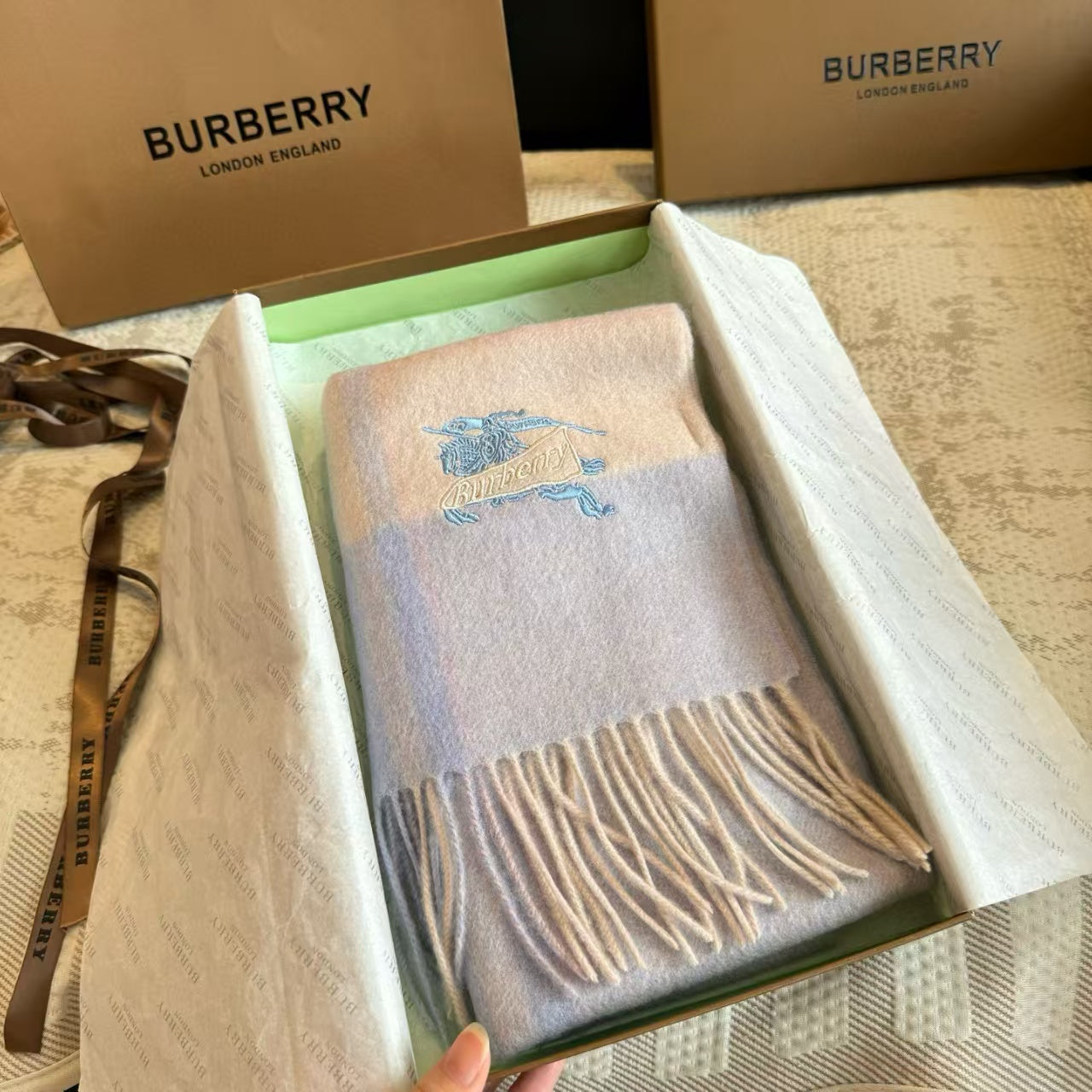 New double-sided scarf