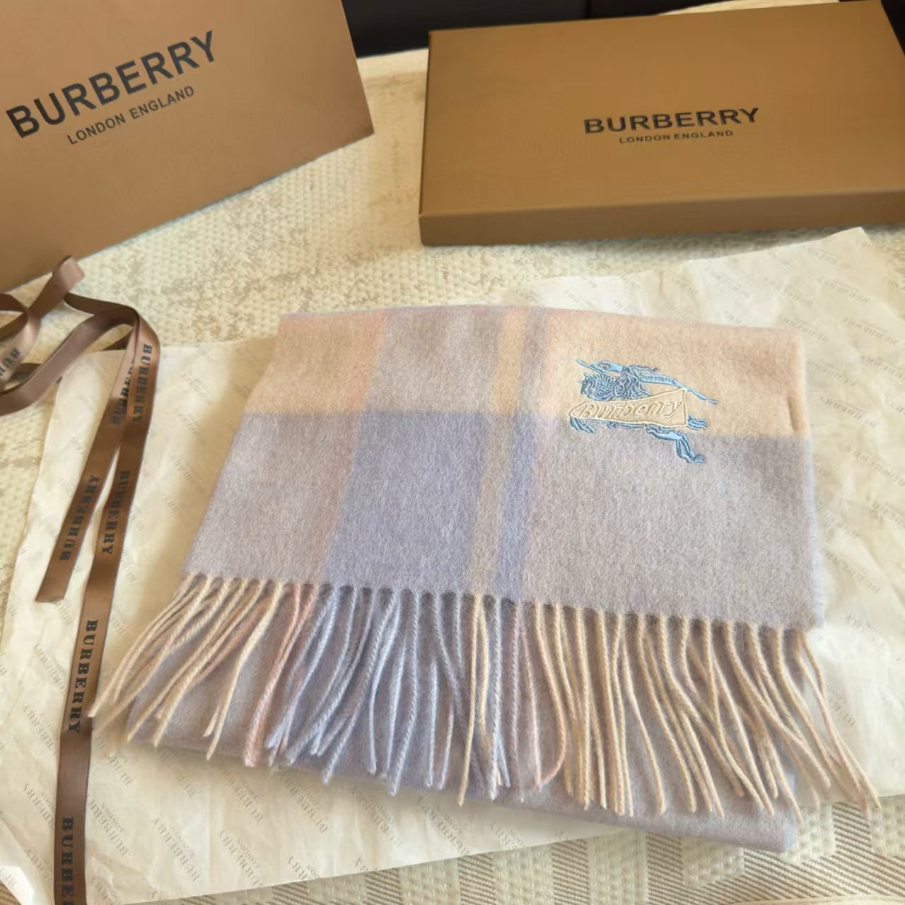 New double-sided scarf