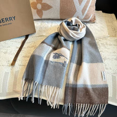 New double-sided scarf